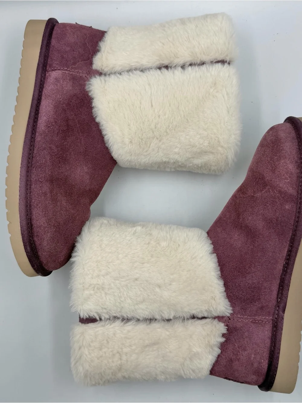 Koolaburra by UGG Aubrei Short Boot Plum Women 8-8.5 Size Tag Missing Faux Fur